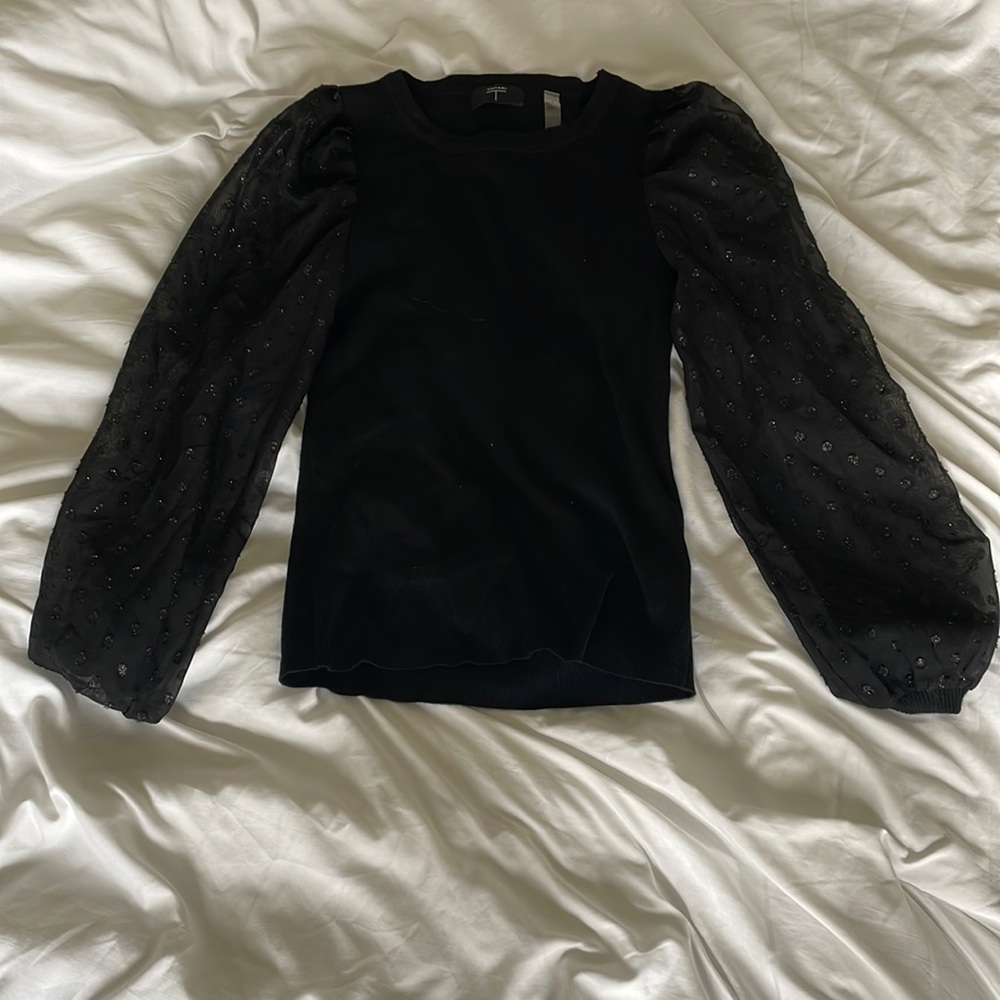 Black puffed sleeved blouse